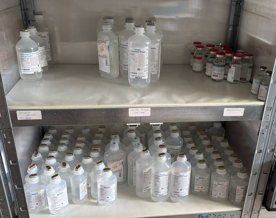 Medicamente și materiale sterile pentru injecții la domiciliu